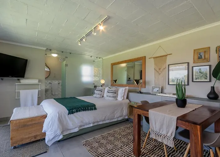 Wildlife Retreat On A Wine-Farm