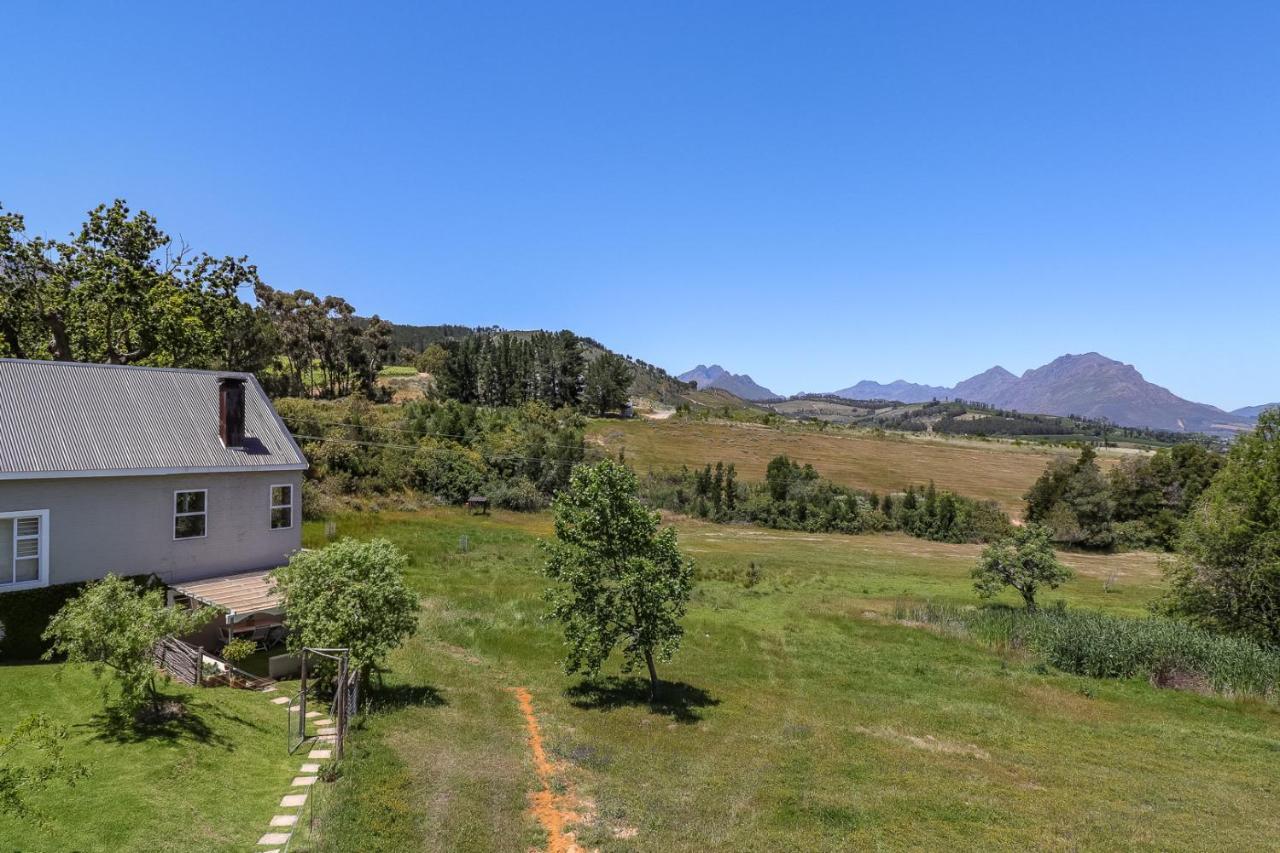 Farm stay Wildlife Retreat On A Wine-farm